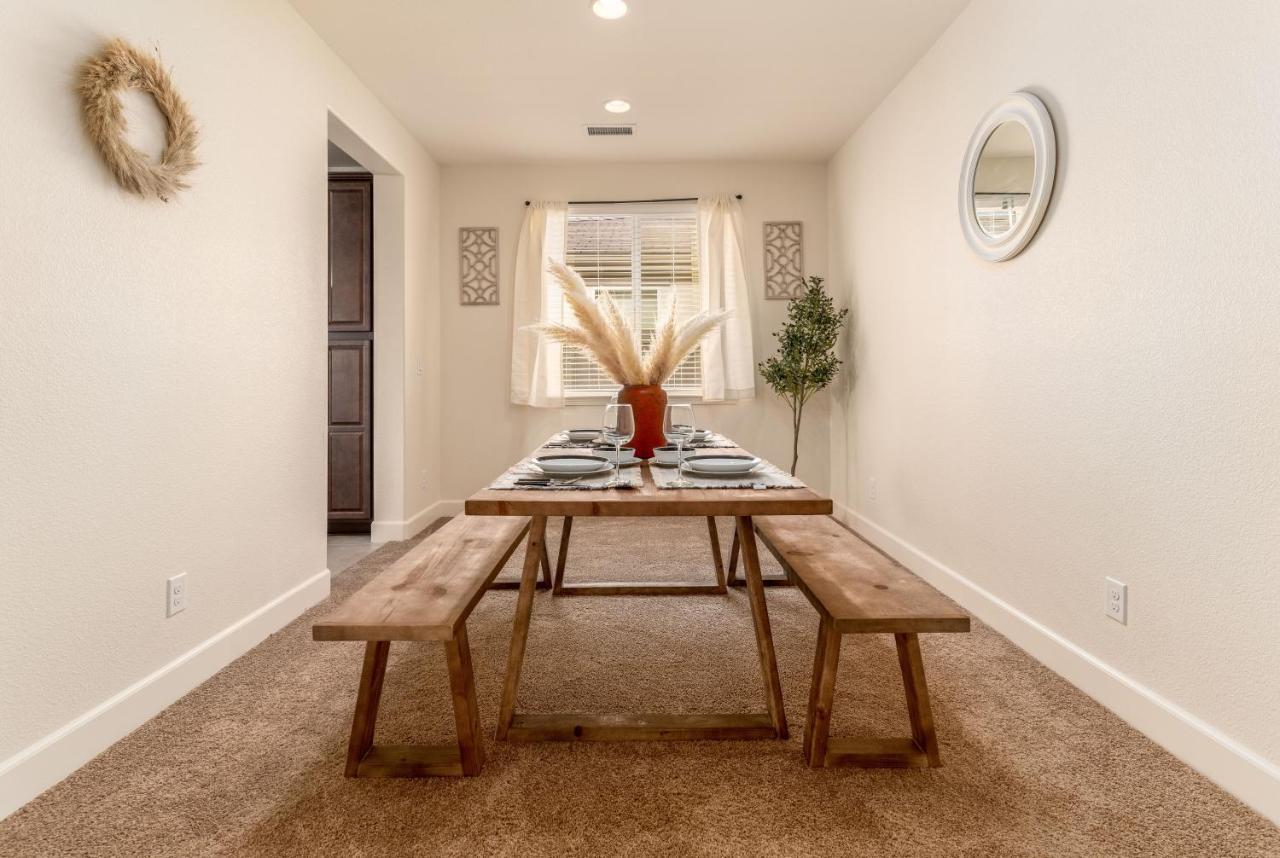 Dream Family Home In South Reno 4 Bed 30 Min To Lake Tahoe Extérieur photo